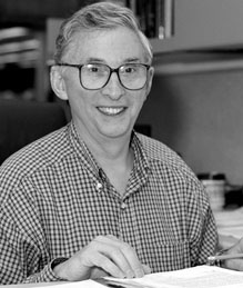 Fermilab Director Emeritus John Peeples